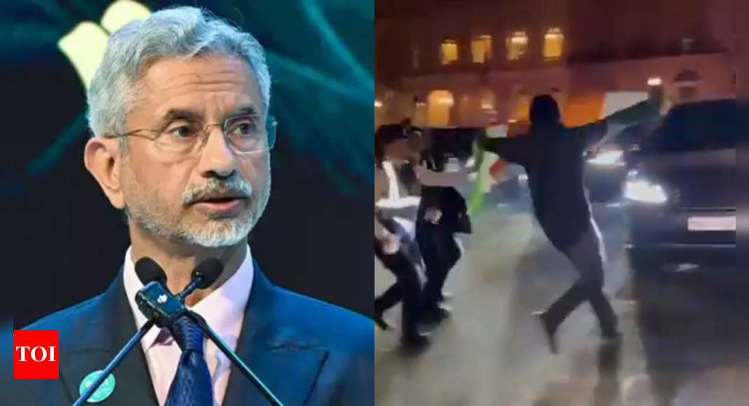 Khalistani extremists heckle, attempt to attack EAM Jaishankar in London; man tears Indian flag | India News