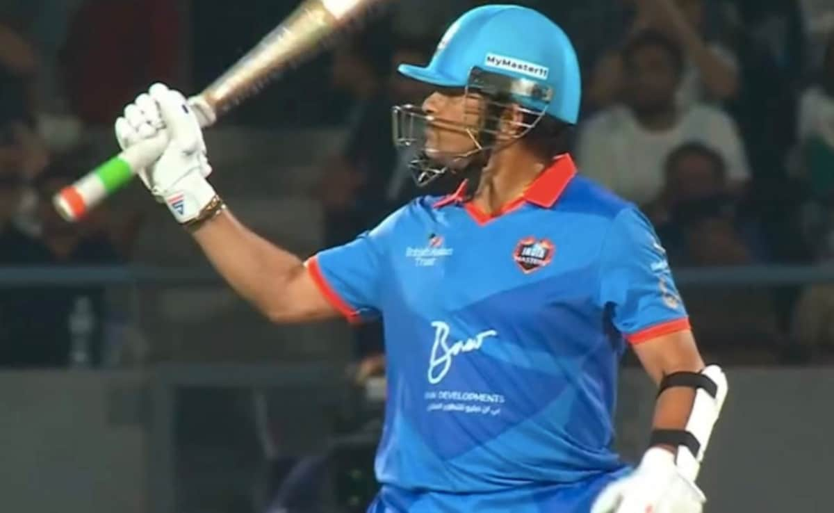 Sachin Tendulkar Turns Back The Clock, Slams Explosive 33-Ball 64 – Watch