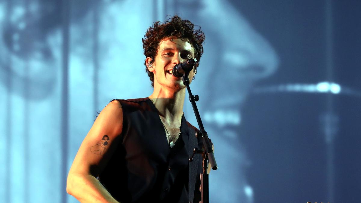 Shawn Mendes wishes luck to Team India for Champions Trophy final from his concert