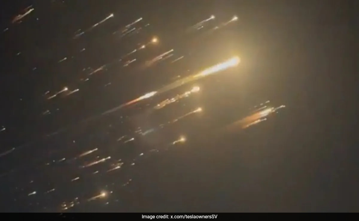 Debris Over Bahamas After SpaceX Starship Explodes, Flight Ops Hit